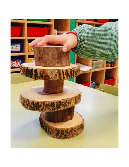 Gran construcción de troncos