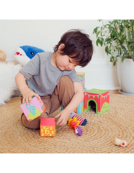 6 Cubos apilables + 6 animalitos. Topanimo