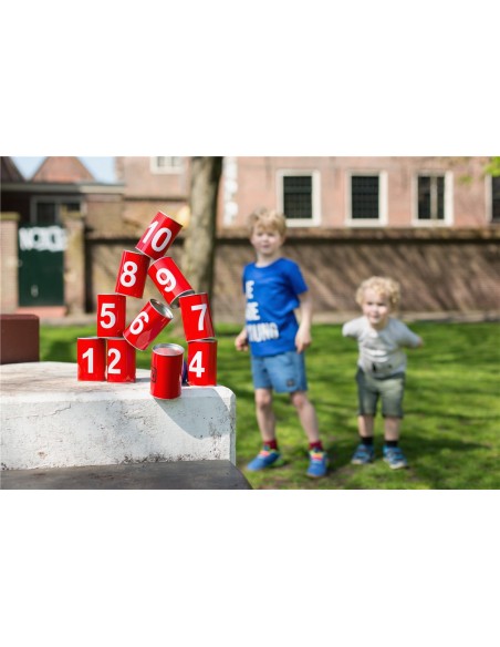 Volcar las latas con números
