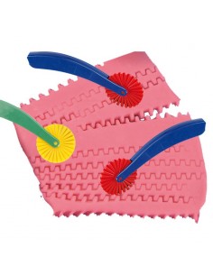 Paquete 9 Cortadores plastilina con dientes