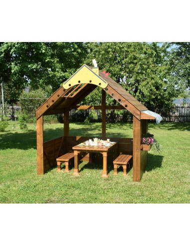 Casita de juegos de madera para exterior