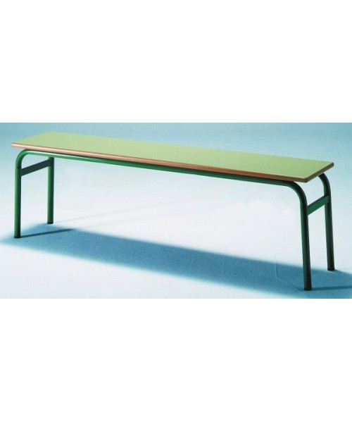 Banco verde con patas verdes